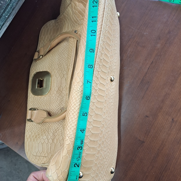 Longchamp Python embossed beish bag - Picture 15 of 16